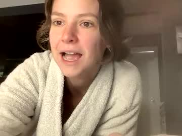 Watch jlynn1997 performing live on BoomCams free cam network