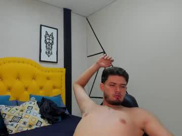 Watch joan_blake performing live on BoomCams free cam network