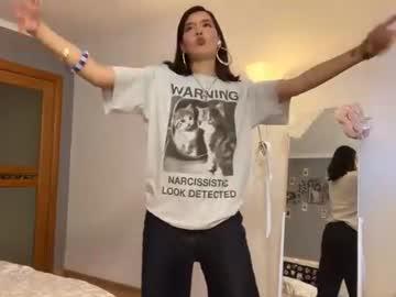 Watch joanaphippin performing live on BoomCams free cam network