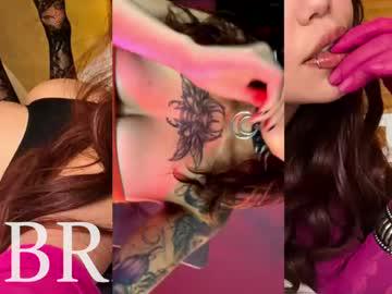 Watch joandoll performing live on BoomCams free cam network