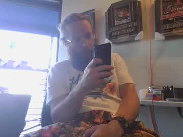Watch joey2snowy759685 performing live on BoomCams free cam network