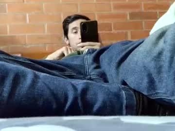 Watch johan70nsexy performing live on BoomCams free cam network