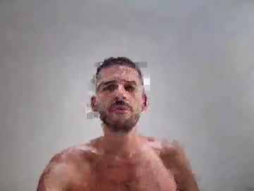 Watch johnb69131 performing live on BoomCams free cam network