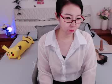 Watch johnriverar performing live on BoomCams free cam network