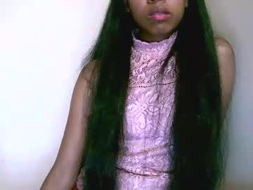 Watch joliekah27 performing live on BoomCams free cam network