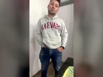 Watch jonesfeet performing live on BoomCams free cam network