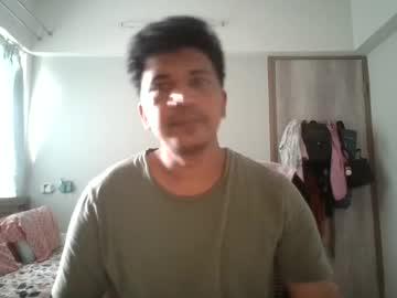 Watch jonsnow678 performing live on BoomCams free cam network