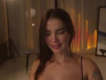 Watch jseductiveart performing live on BoomCams free cam network