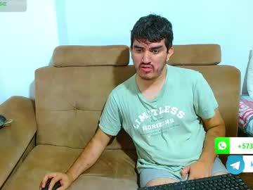 Watch juan_da0093 performing live on BoomCams free cam network