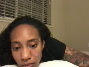 Watch juicijazzi performing live on BoomCams free cam network