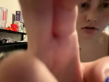 Watch julia4_thewin performing live on BoomCams free cam network