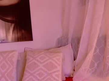 Watch juliana_cute_22 performing live on BoomCams free cam network