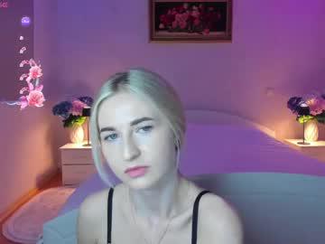 Watch julieblazex performing live on BoomCams free cam network