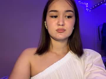 Watch julietbruchey performing live on BoomCams free cam network