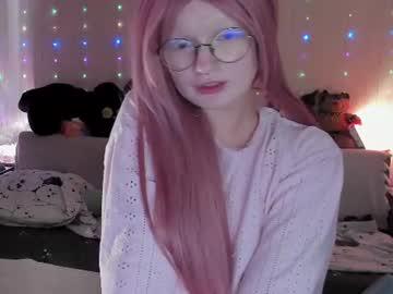 Watch julietfowler performing live on BoomCams free cam network