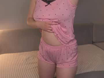 Watch just_emmy performing live on BoomCams free cam network