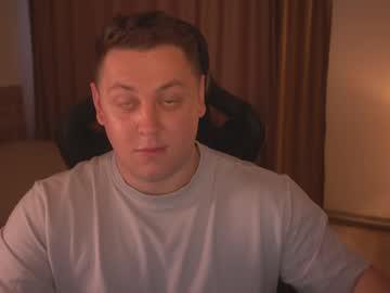 Watch just_top performing live on BoomCams free cam network