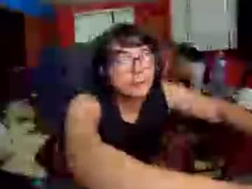 Watch justsky117 performing live on BoomCams free cam network