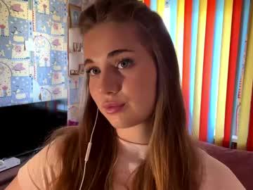 Watch juttameadville performing live on BoomCams free cam network