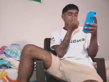 Watch k_florez performing live on BoomCams free cam network