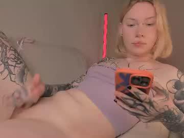 Watch kahasani performing live on BoomCams free cam network