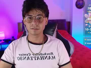 Watch kain_moretti performing live on BoomCams free cam network
