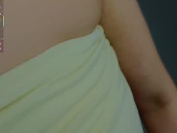 Watch karoledemara performing live on BoomCams free cam network