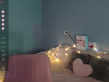 Watch karolina_hottie_ performing live on BoomCams free cam network
