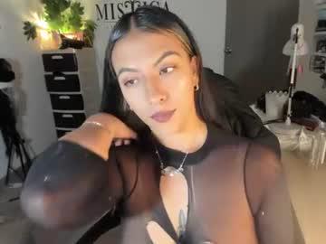 Watch karolinna_xxx performing live on BoomCams free cam network