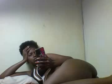 Watch kashy_ performing live on BoomCams free cam network
