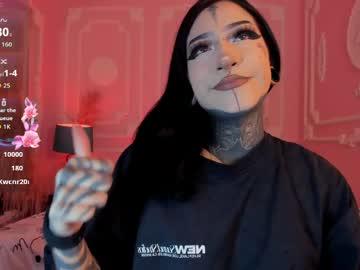 Watch kat_vonde performing live on BoomCams free cam network