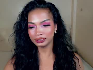 Watch katalina_rouge performing live on BoomCams free cam network