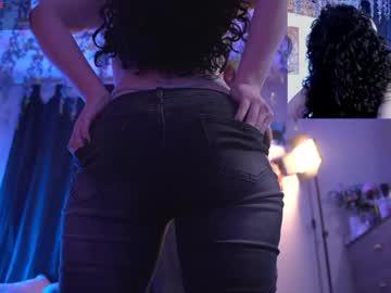 Watch kathc_19 performing live on BoomCams free cam network