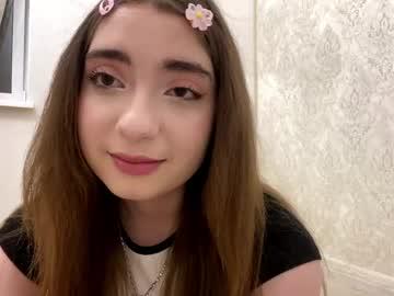 Watch katinaflatau performing live on BoomCams free cam network