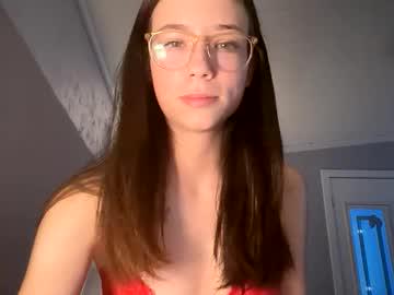 Watch kaykat22 performing live on BoomCams free cam network