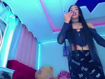 Watch kayla_sexx performing live on BoomCams free cam network