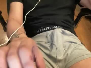 Watch keesey23 performing live on BoomCams free cam network