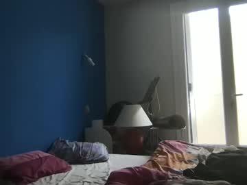 Watch kelkun2828 performing live on BoomCams free cam network