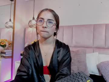Watch kely_morgan performing live on BoomCams free cam network