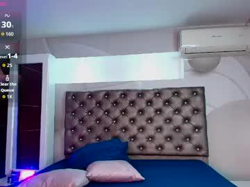 Watch keniagoldenx performing live on BoomCams free cam network