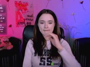 Watch ketty_kitt performing live on BoomCams free cam network