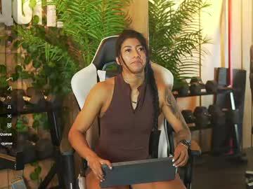 Watch kim_beckett performing live on BoomCams free cam network