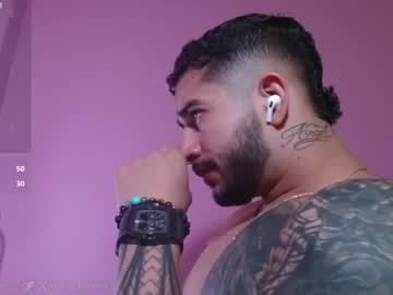 Watch king_falconer performing live on BoomCams free cam network