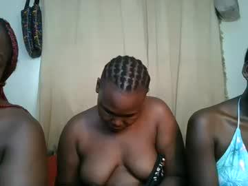 Watch kinky_kelly1 performing live on BoomCams free cam network