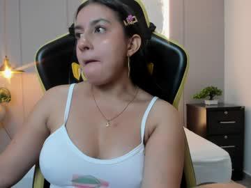 Watch kira_relish performing live on BoomCams free cam network