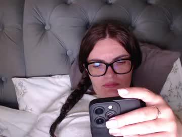 Watch kitcatheaven4u performing live on BoomCams free cam network