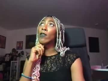 Watch kitty_airi performing live on BoomCams free cam network
