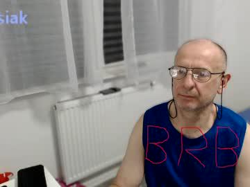 Watch konsiak performing live on BoomCams free cam network