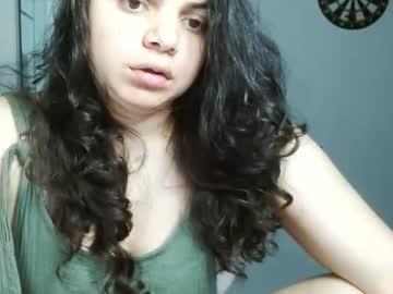 Watch koranikky08 performing live on BoomCams free cam network