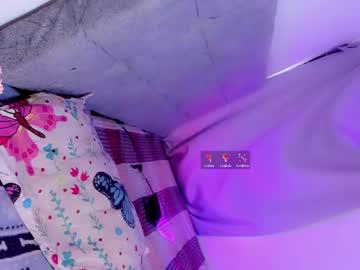 Watch kourney_ferrer performing live on BoomCams free cam network